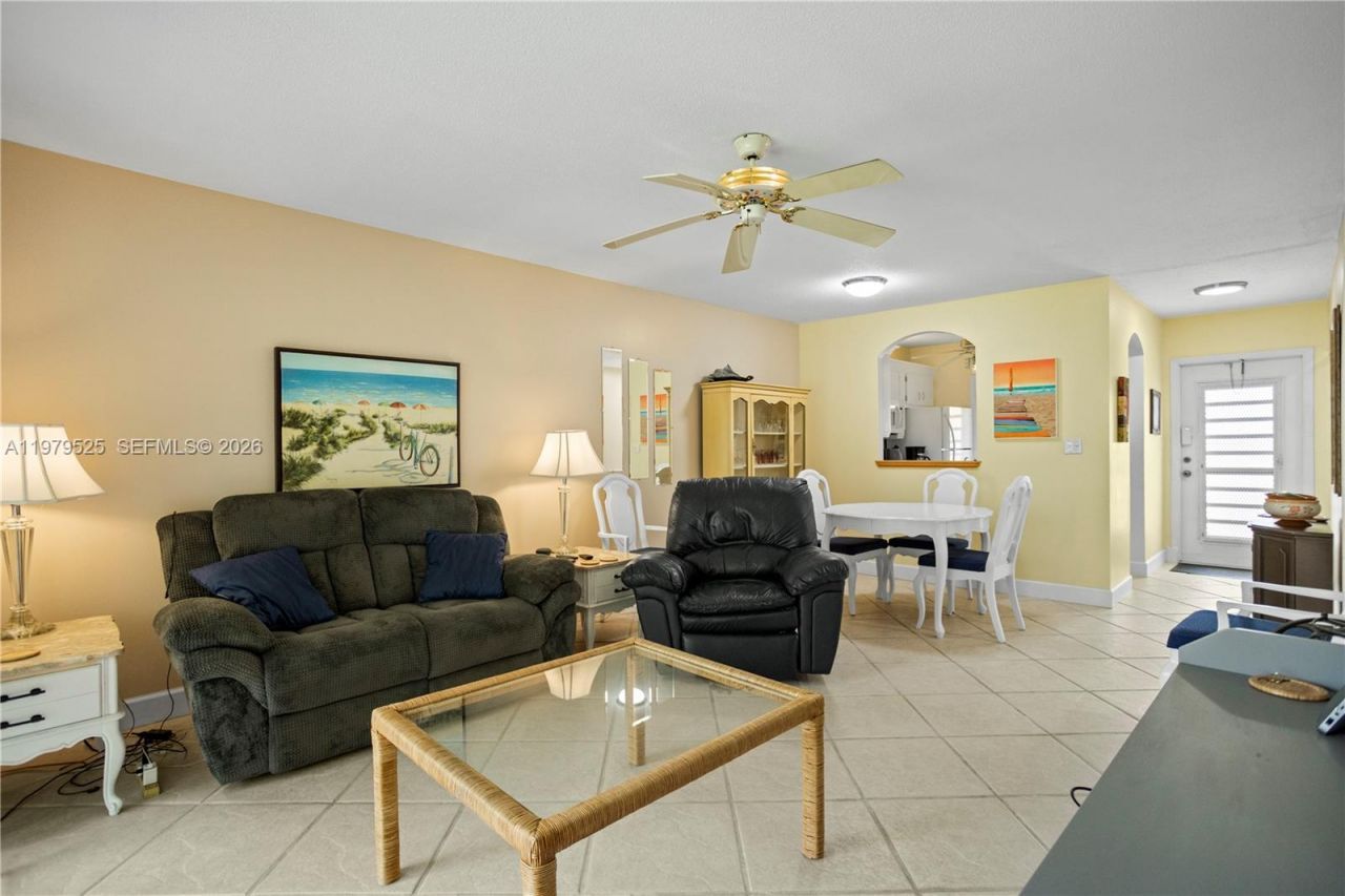 4411 NW 16th St, Unit F201, Lauderhill, FL 33313 Photo