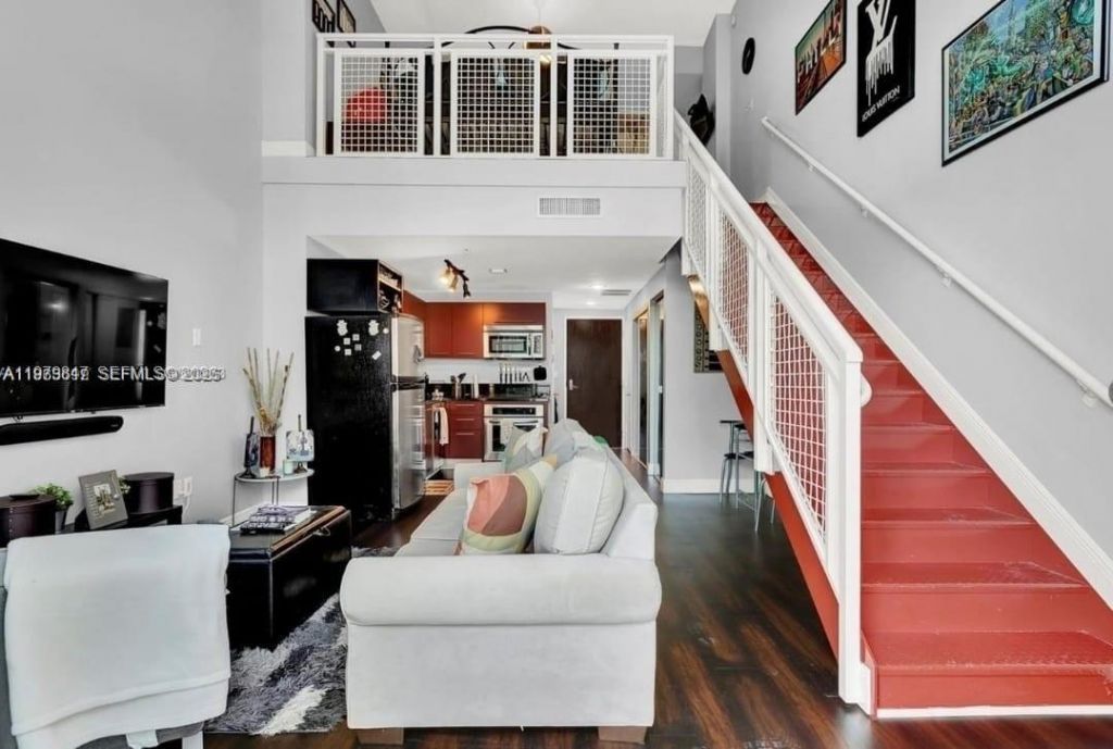 244 NE Biscayne Blvd , Unit 440, Miami, FL 33132 Photo