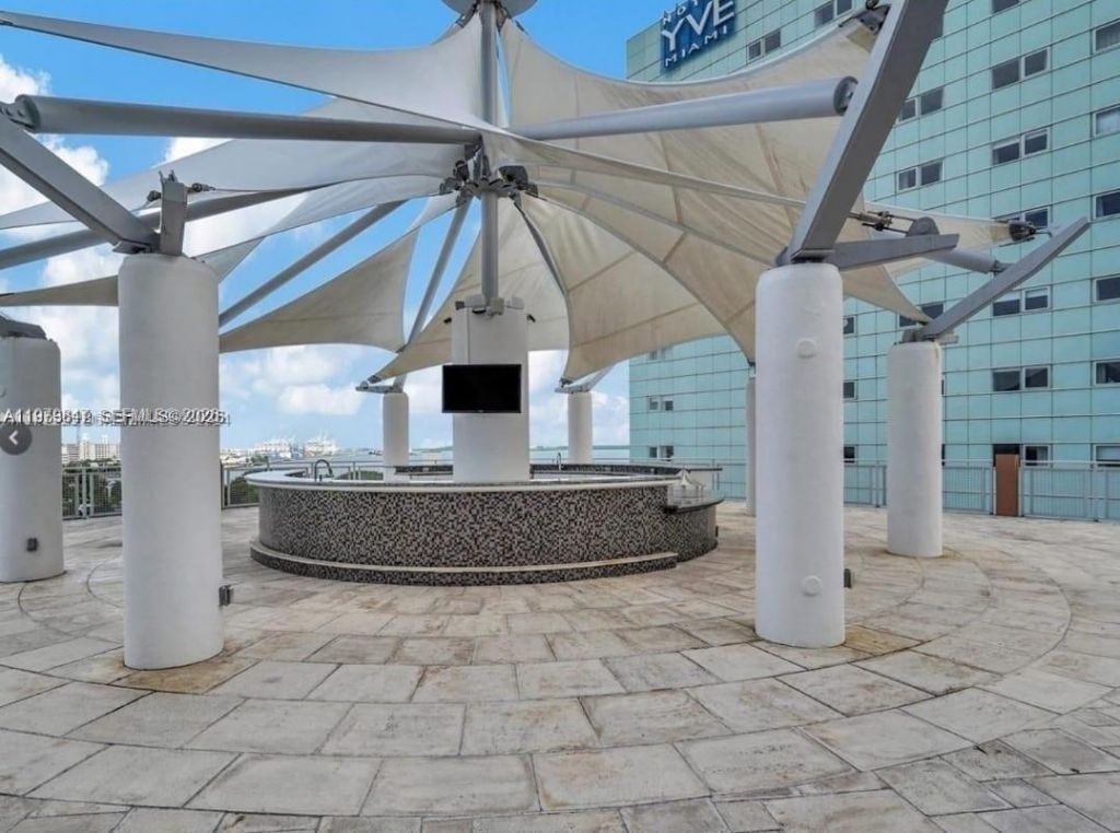 244 NE Biscayne Blvd , Unit 440, Miami, FL 33132 Photo