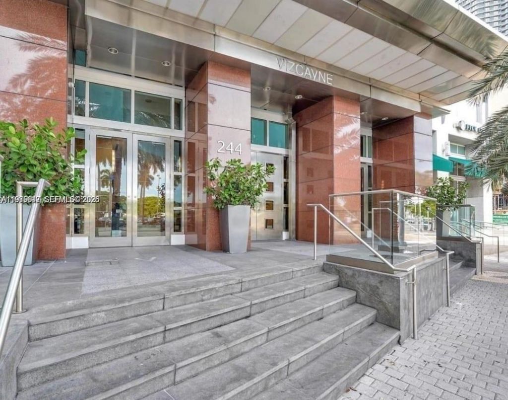 244 NE Biscayne Blvd , Unit 440, Miami, FL 33132 Photo