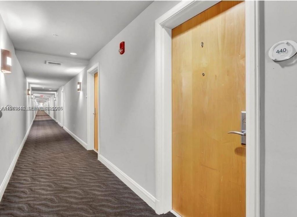 244 NE Biscayne Blvd , Unit 440, Miami, FL 33132 Photo