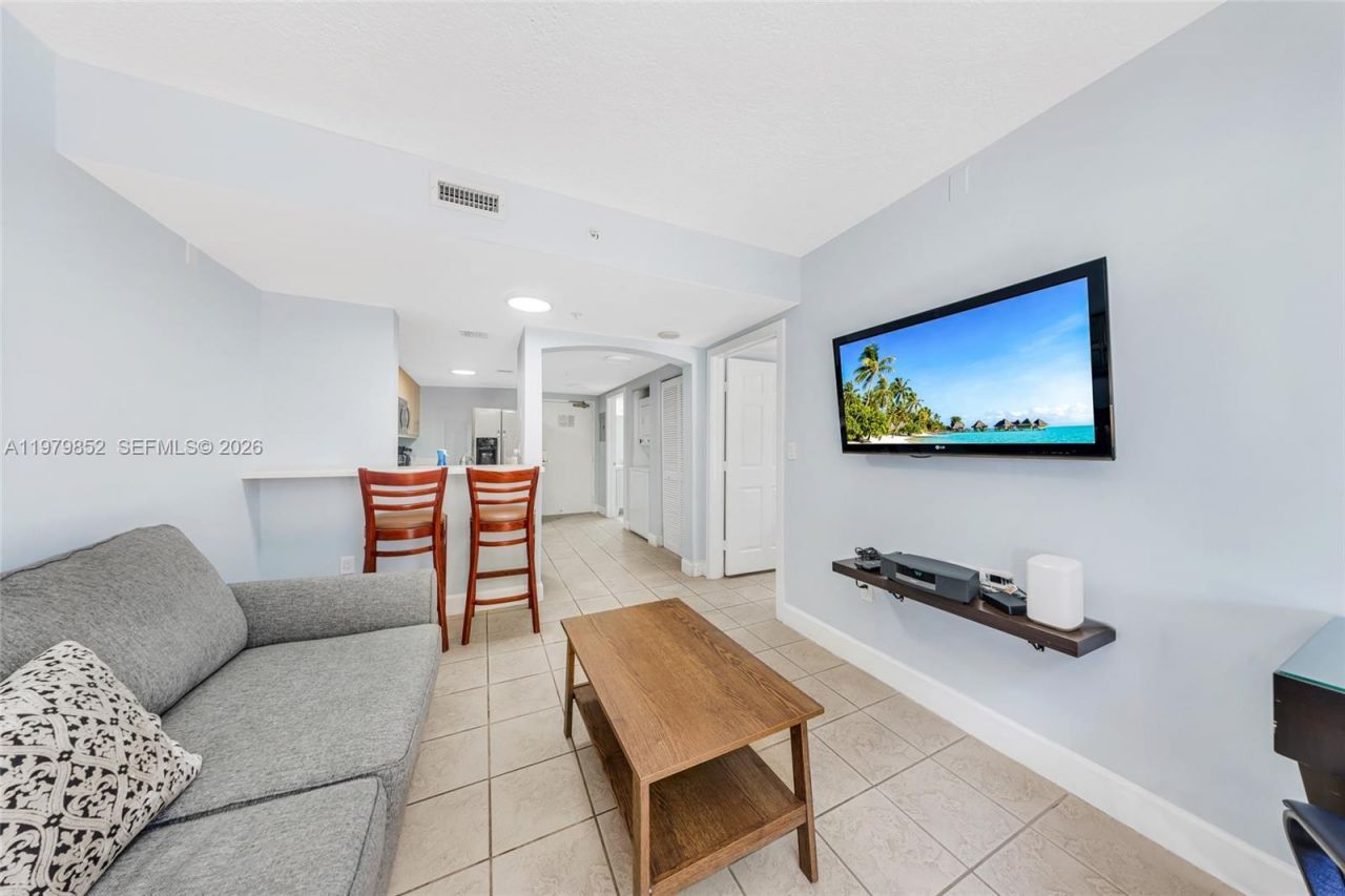 2951 S Bayshore Dr, Unit 215, Coconut Grove, FL 33133 Photo