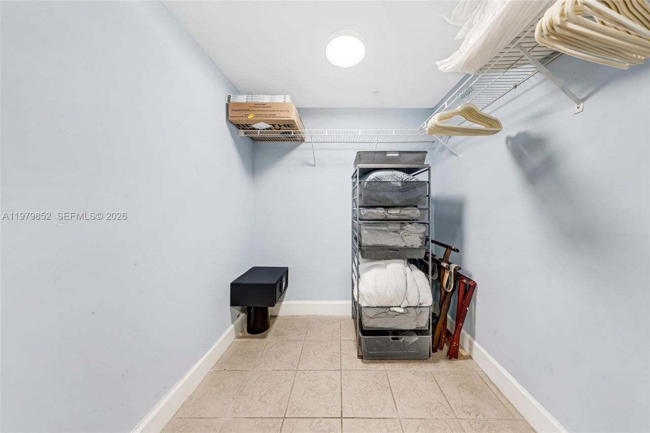 2951 S Bayshore Dr, Unit 215, Coconut Grove, FL 33133 Photo