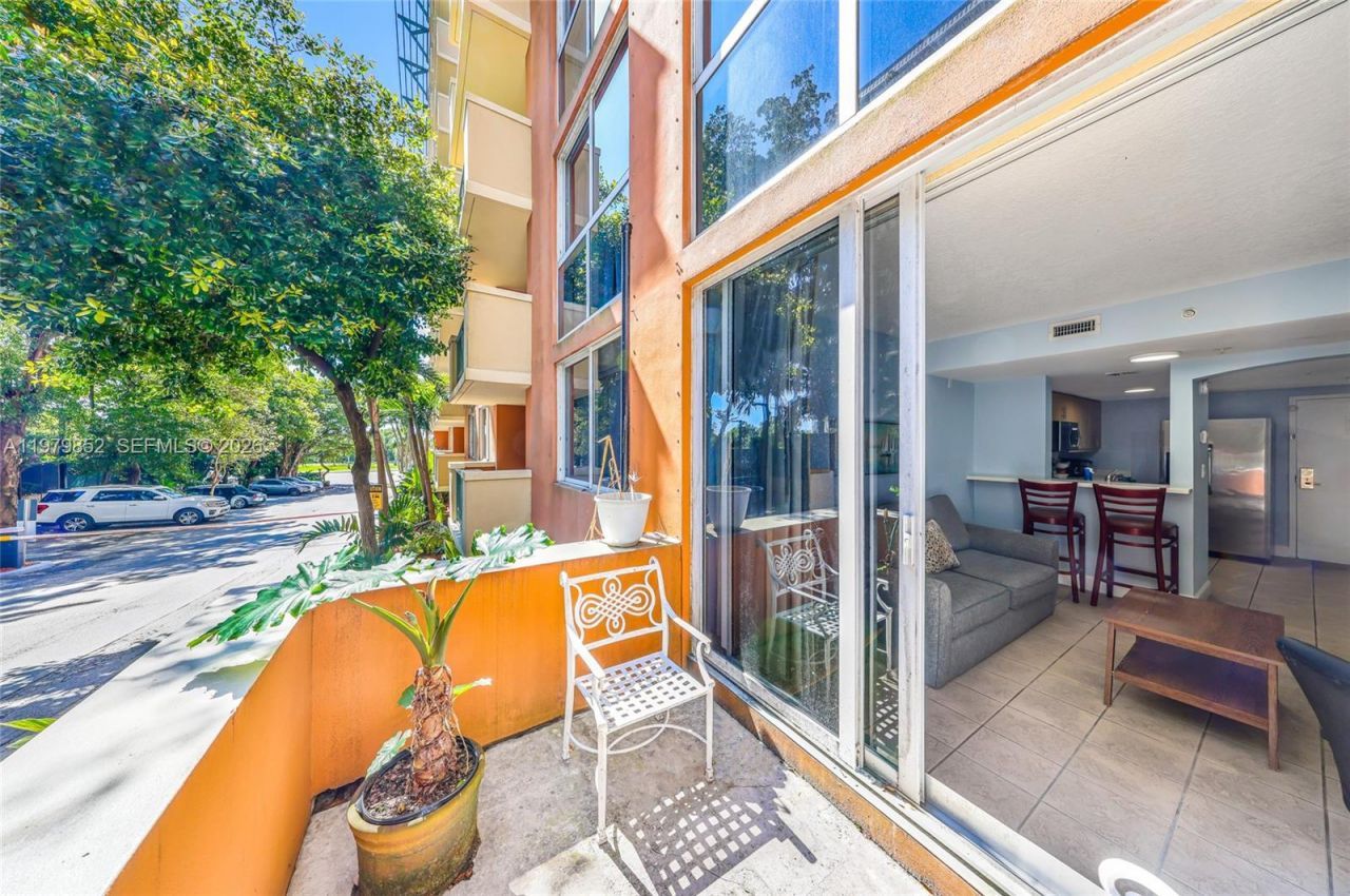 2951 S Bayshore Dr, Unit 215, Coconut Grove, FL 33133 Photo