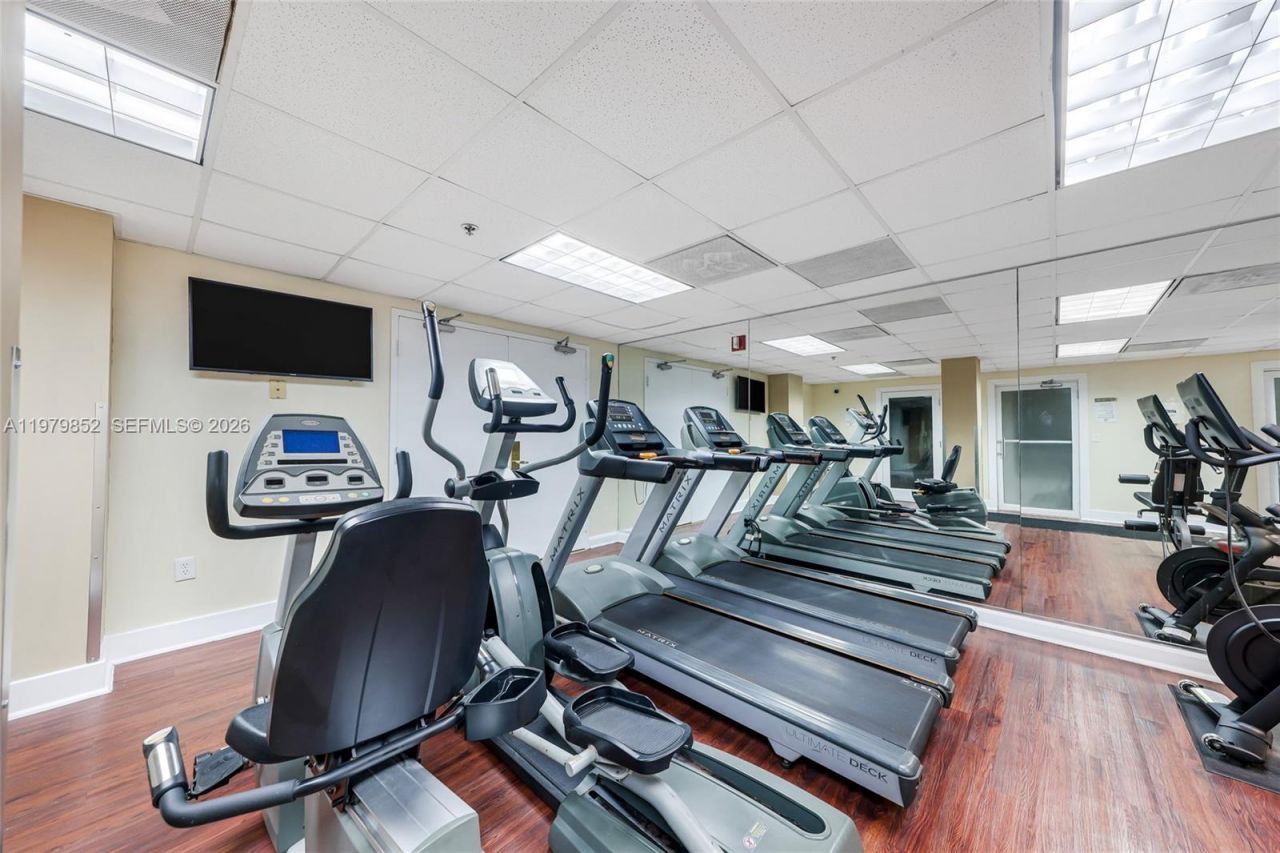 2951 S Bayshore Dr, Unit 215, Coconut Grove, FL 33133 Photo