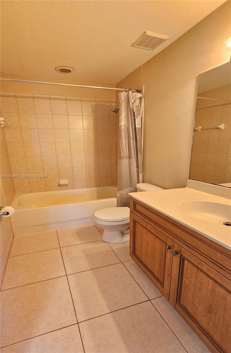 2014 Marsh Harbor Dr , Riviera Beach, FL 33404 Photo