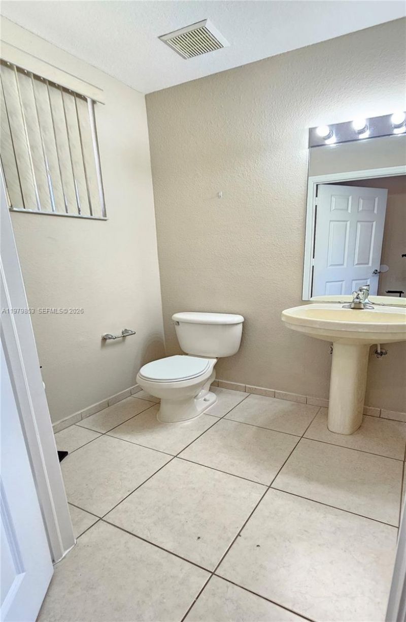 2014 Marsh Harbor Dr , Riviera Beach, FL 33404 Photo