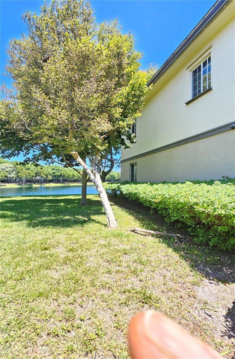 2014 Marsh Harbor Dr , Riviera Beach, FL 33404 Photo