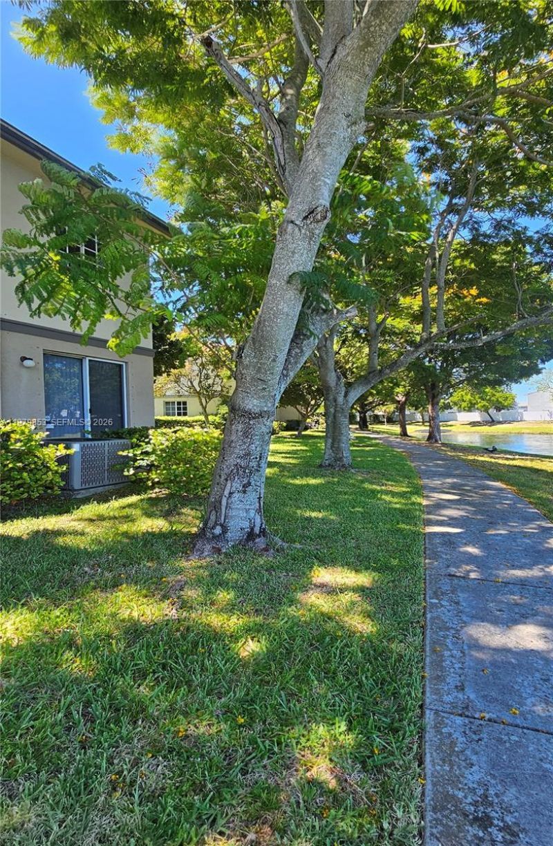2014 Marsh Harbor Dr , Riviera Beach, FL 33404 Photo