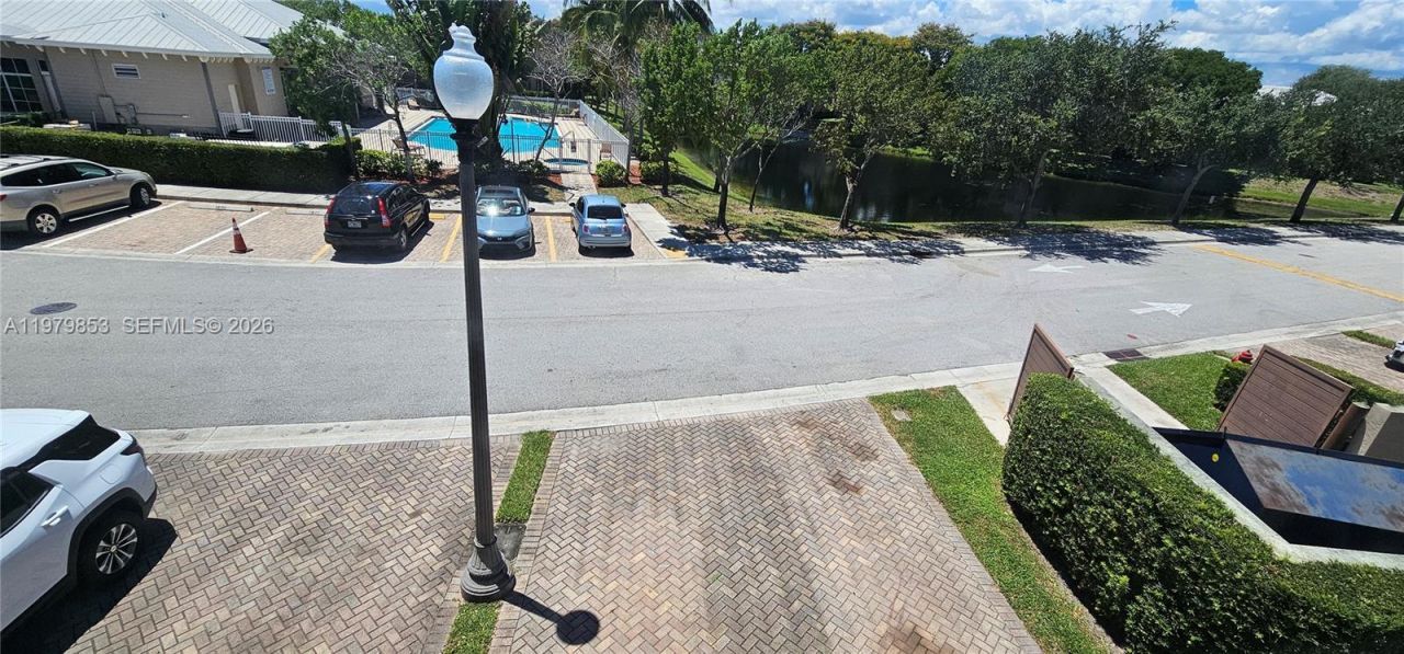 2014 Marsh Harbor Dr , Riviera Beach, FL 33404 Photo