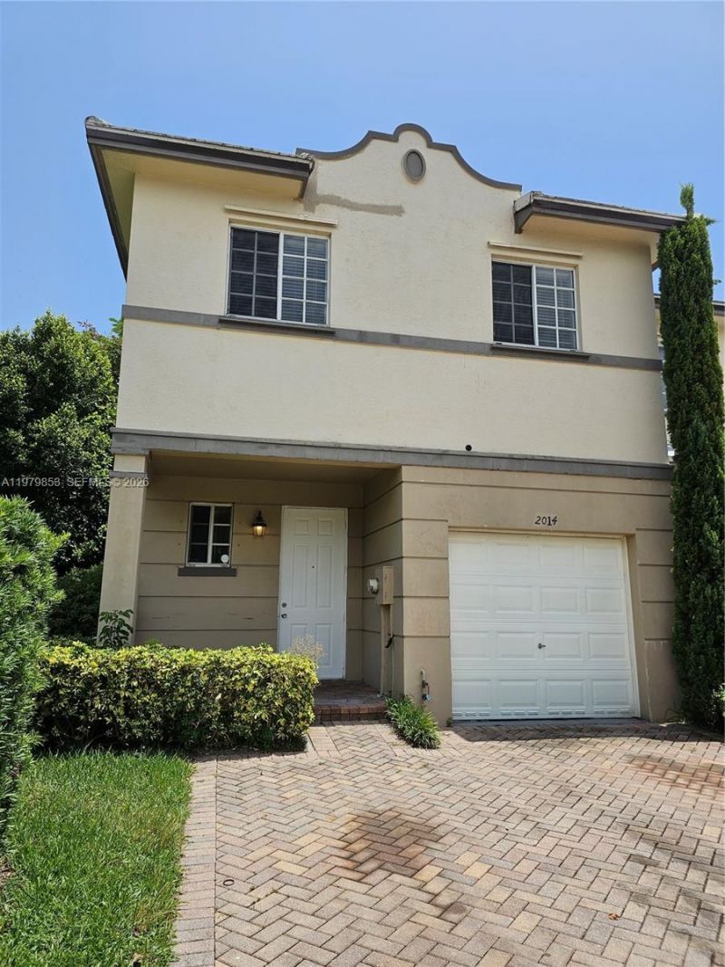 2014 Marsh Harbor Dr , Riviera Beach, FL 33404 Photo