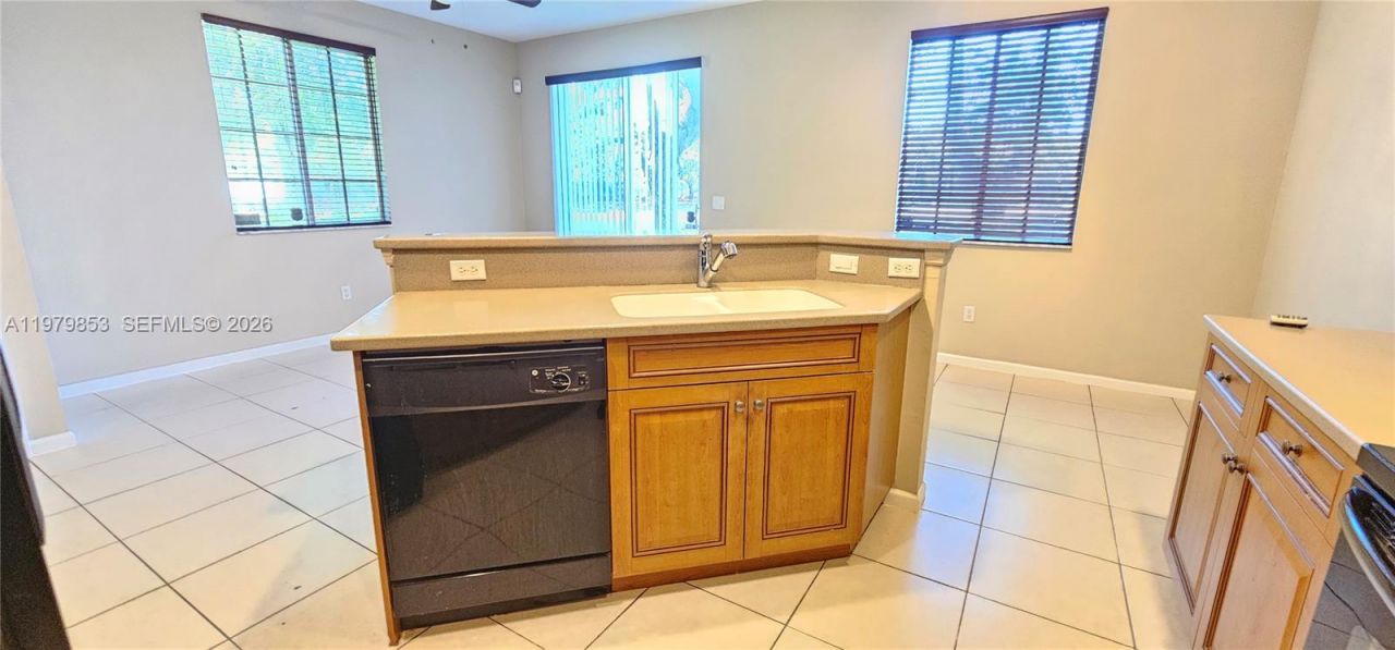 2014 Marsh Harbor Dr , Riviera Beach, FL 33404 Photo