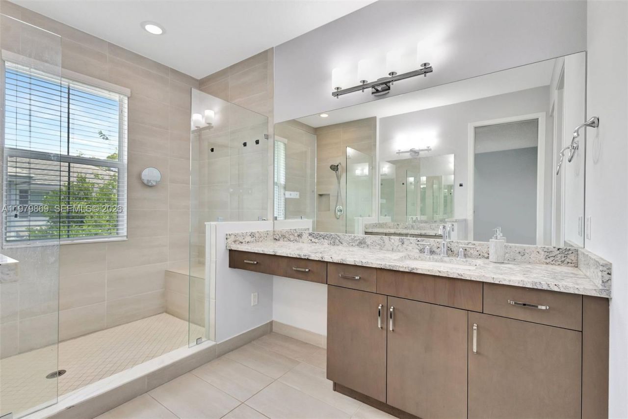 4921 Pointe Midtown Way , Palm Beach Gardens, FL 33418 Photo