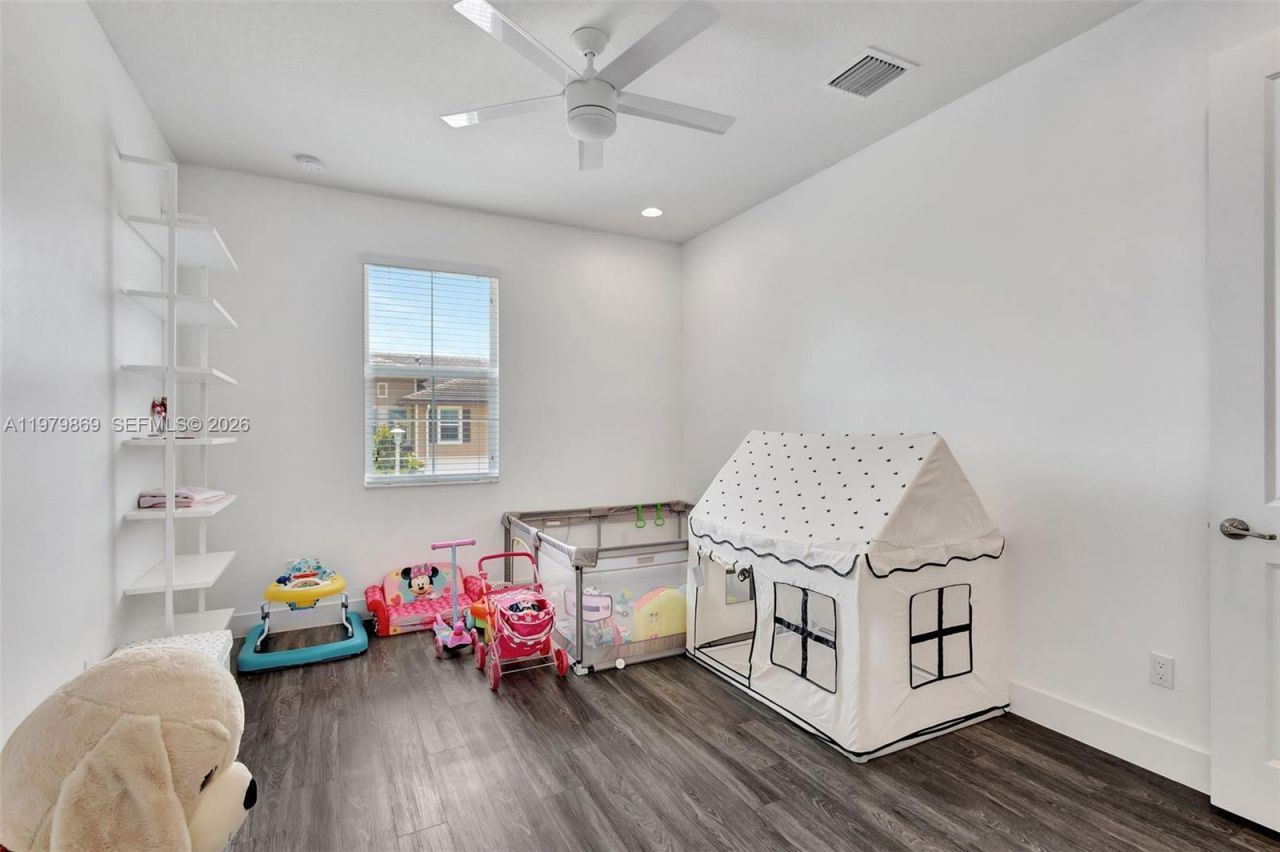 4921 Pointe Midtown Way , Palm Beach Gardens, FL 33418 Photo