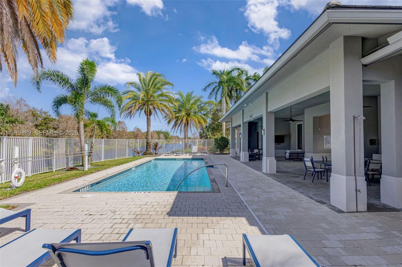 4921 Pointe Midtown Way , Palm Beach Gardens, FL 33418 Photo