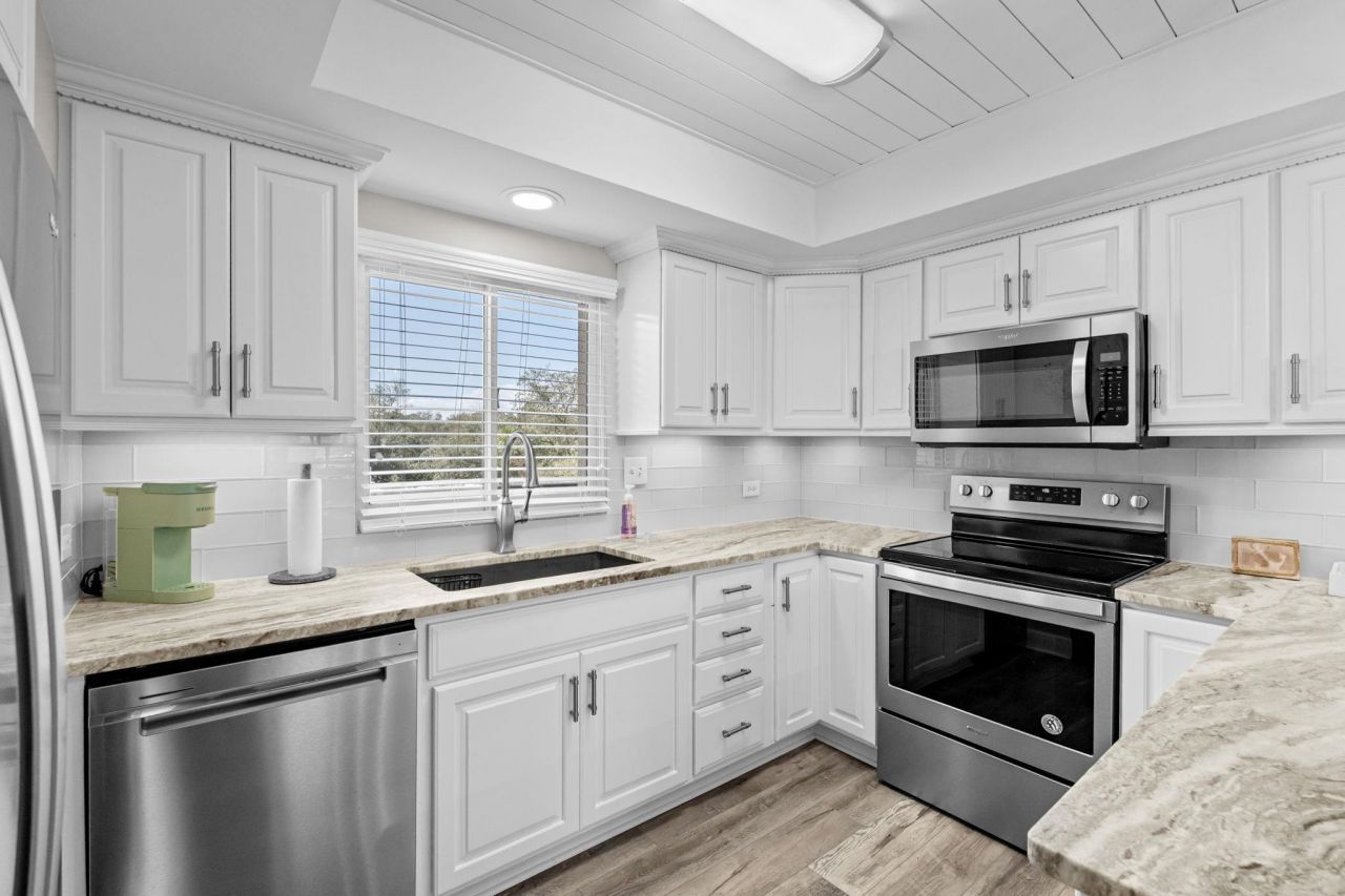 423 Parker Dr. Photo 15