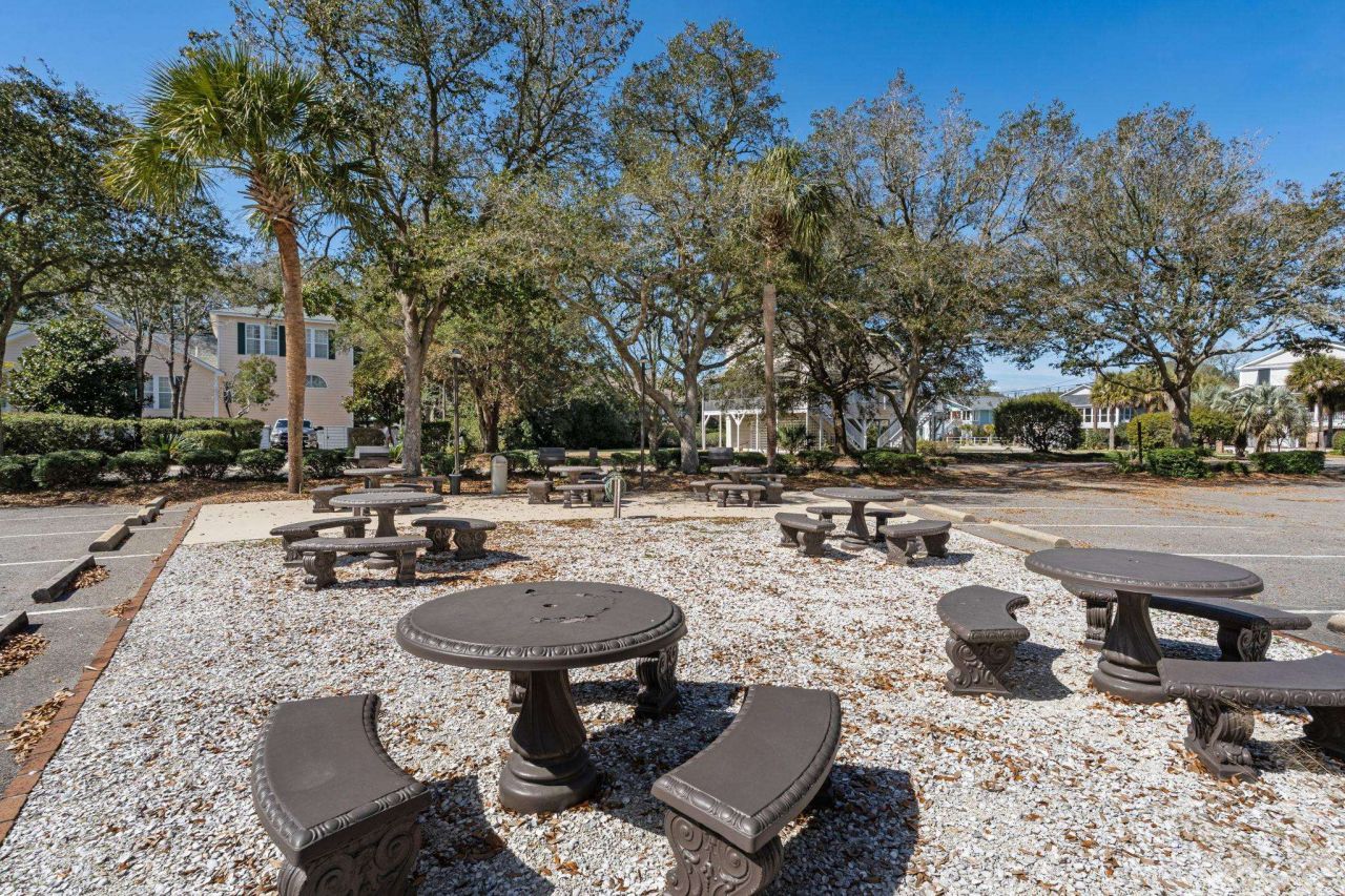 423 Parker Dr. Photo 45