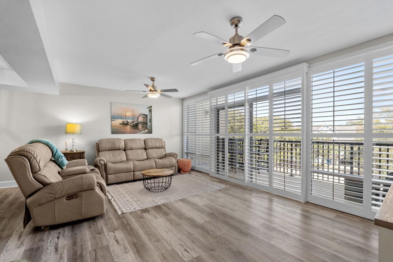 423 Parker Dr. Photo 7