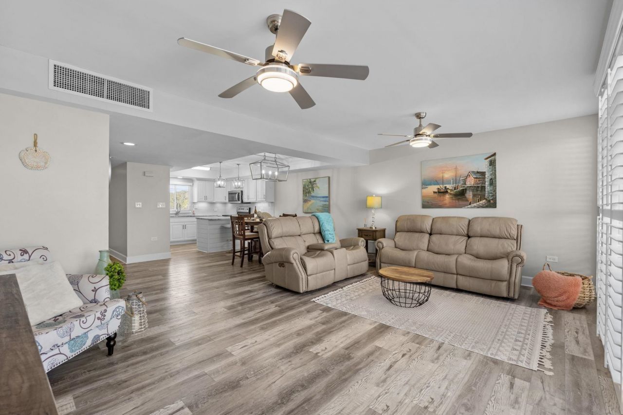 423 Parker Dr. Photo 9