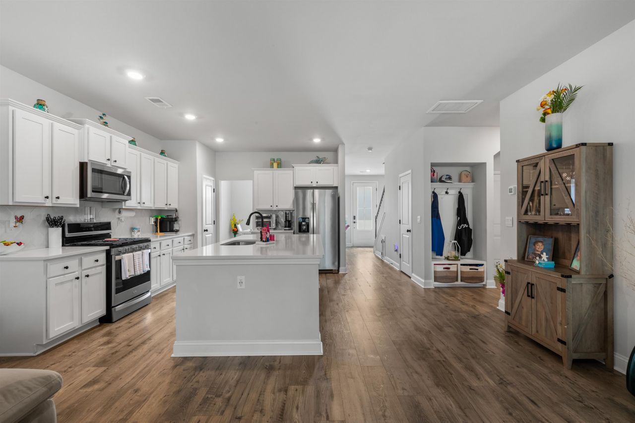 1103 Heather Glen Blvd. Photo 9