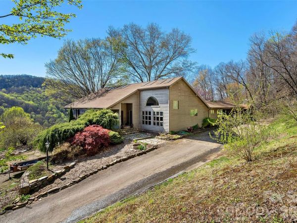 311 Pisgah Mine Road, Burnsville, NC 28714