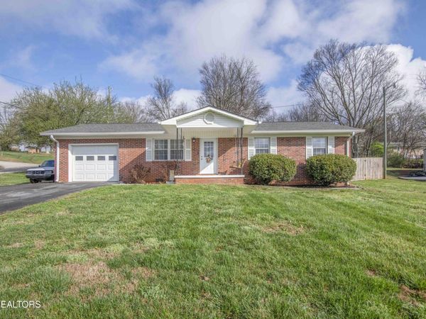 1004 Susan Drive, New Market, TN 37820