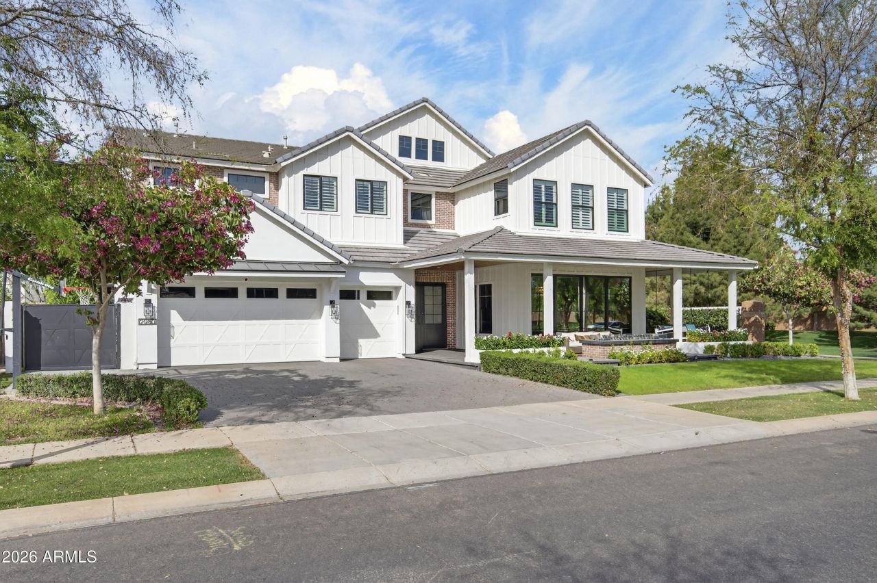 2980 E Boot Track Trail, Gilbert, AZ 85296 Main Photo