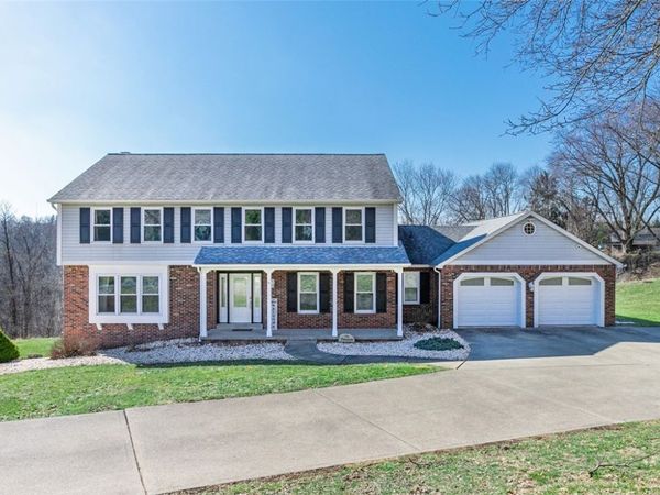 3949 Laurel Oak Circle, Murrysville, PA 15668