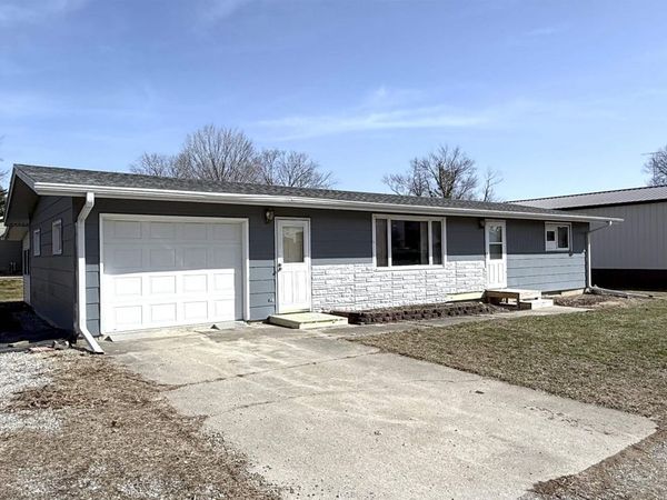 120 6th Street N, Rockwell, IA 50469