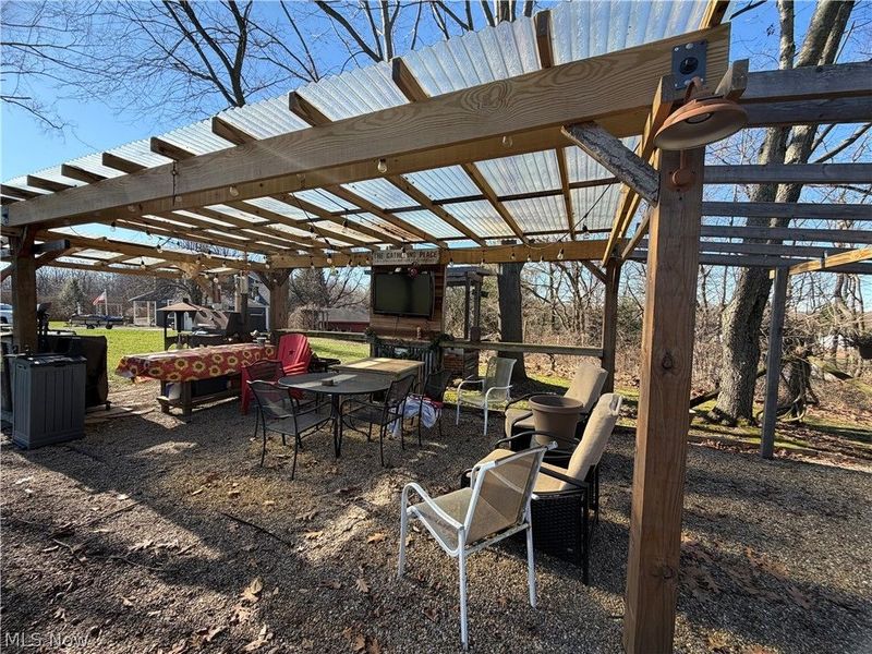 611 Mill Street SE, Canton, OH 44707 Photo 9