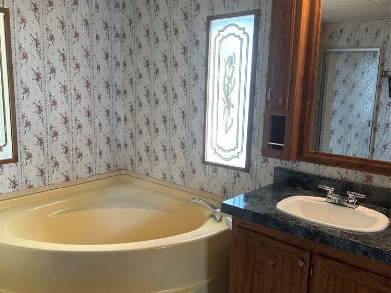 508 E Marietta Street, Woodsfield, OH 43793 Photo 24