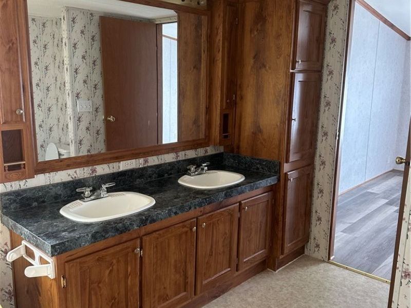 508 E Marietta Street, Woodsfield, OH 43793 Photo 25