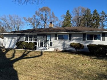 548 Pinnacle Road, Rochester, NY 14623