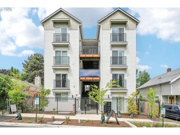4775 NE 107TH AVE, Portland, OR 97220