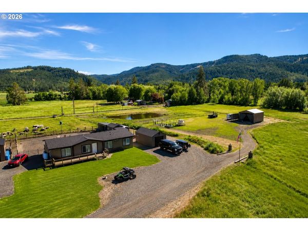 70724 BEAR CREEK RD, Wallowa, OR 97885