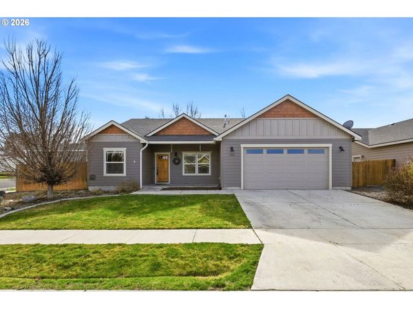 1003 SW OLIVE CT, Hermiston, OR 97838