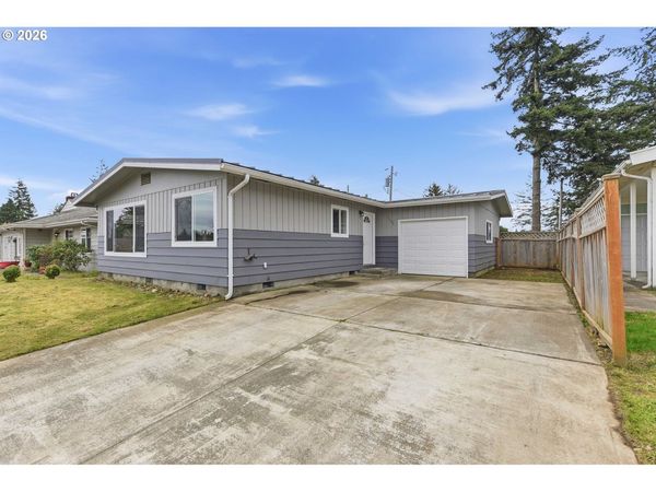 2175 STATE ST, North Bend, OR 97459