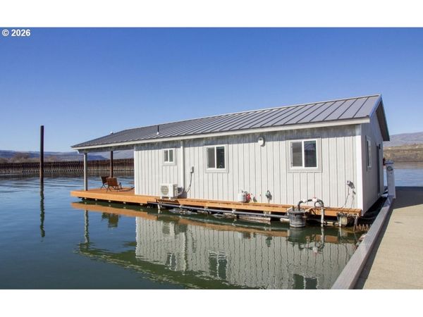 101 N BOAT BASIN RD, Unit C17, The Dalles, OR 97058