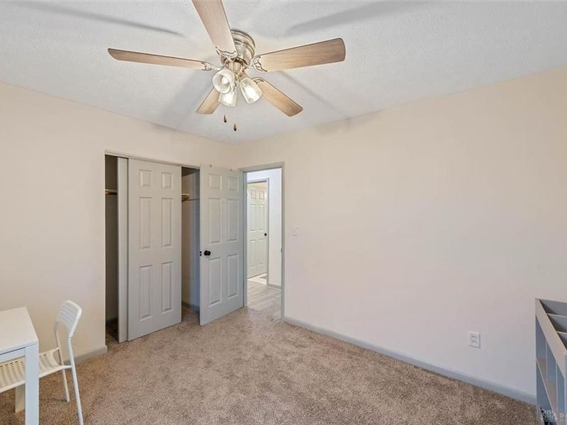 388 Thomas Drive, Franklin, OH 45005 Photo 16