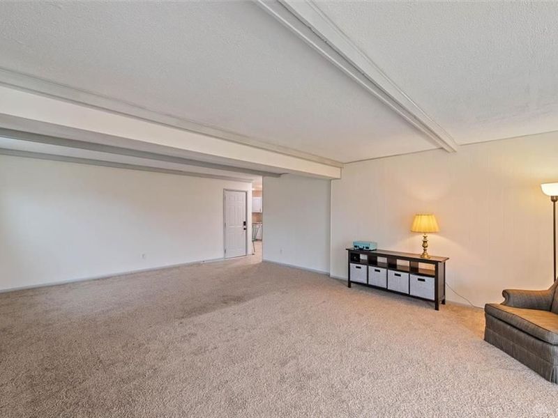 388 Thomas Drive, Franklin, OH 45005 Photo 7