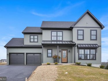 1 LANTERN COURT, CARLISLE, PA 17013