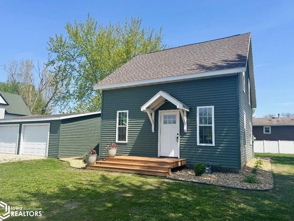 607 S Mill Street, Lake Mills, IA 50450