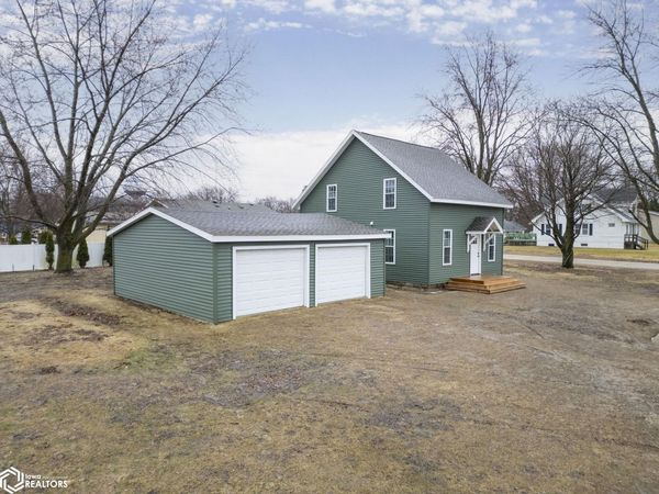 607 S Mill Street, Lake Mills, IA 50450