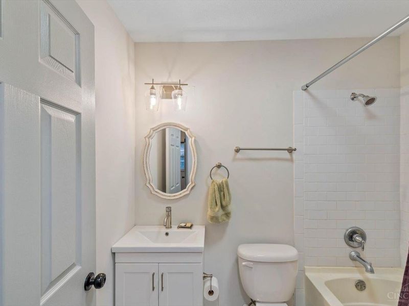 388 Thomas Drive, Middletown, OH 45005 Photo 16