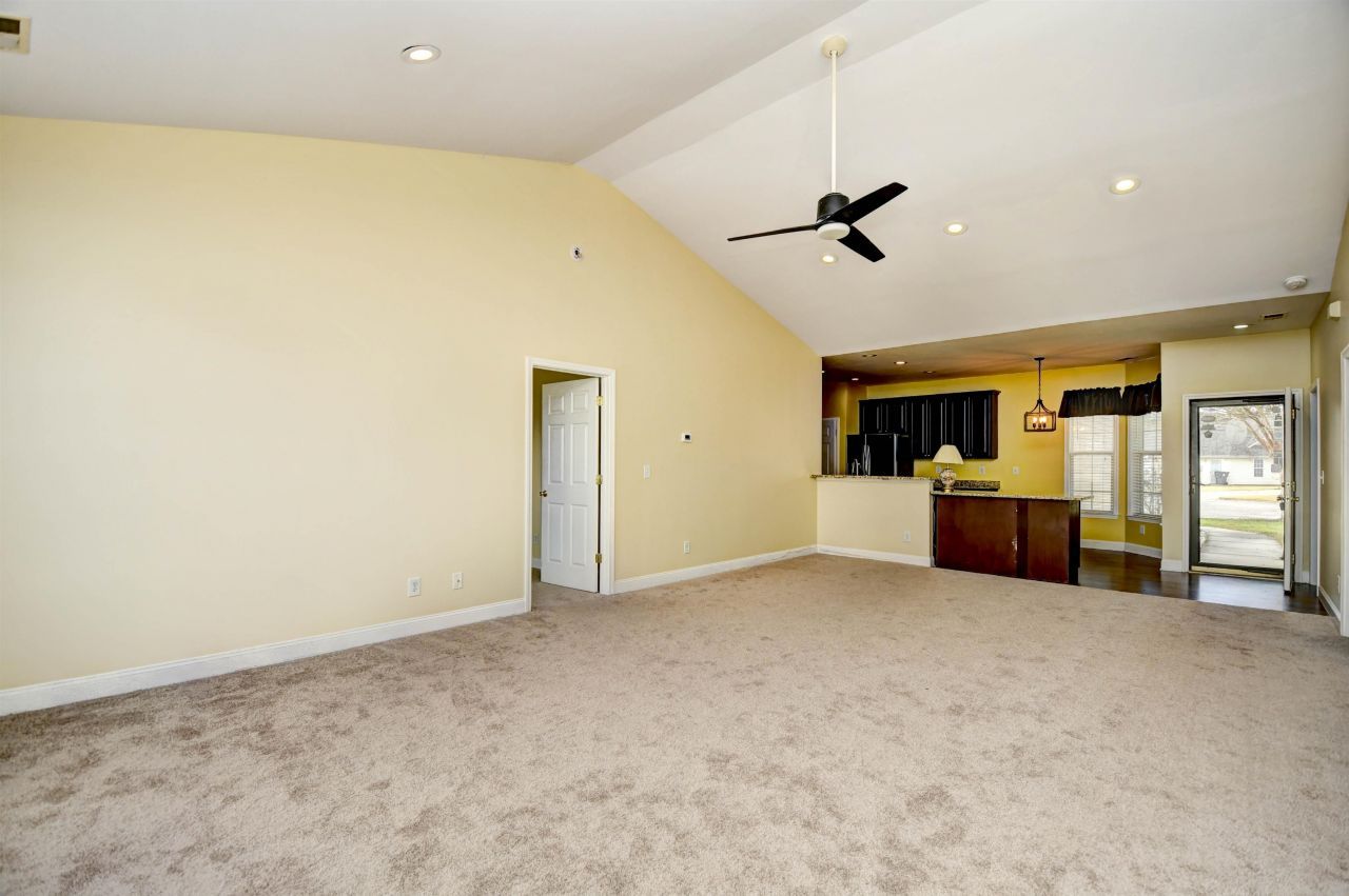 1412 Reid Ct.  Photo 9