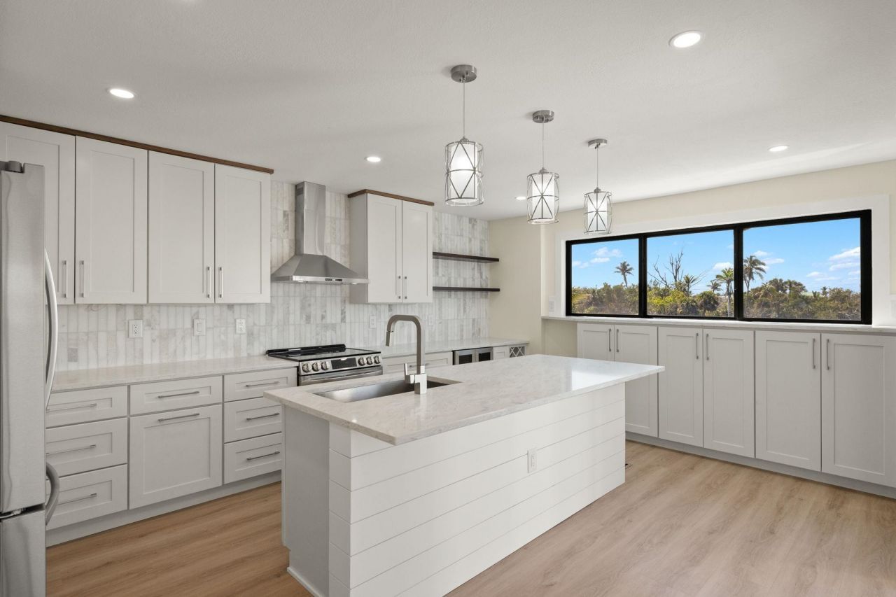 3702 Coquina Dr, Sanibel, FL 33957 Photo