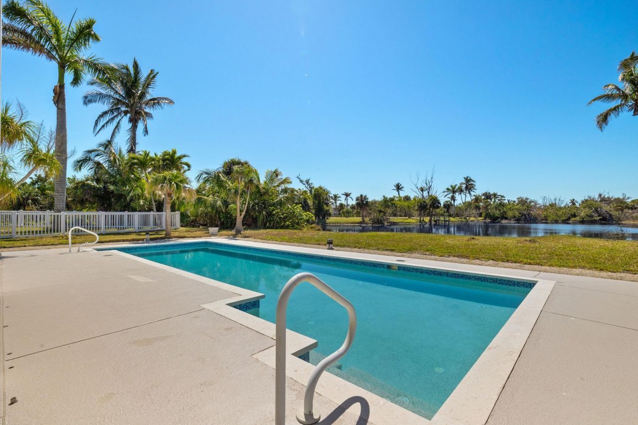 3702 Coquina Dr, Sanibel, FL 33957 Photo