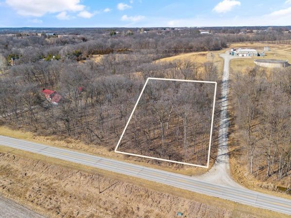 1571 Oakland Mills Road, Mount Pleasant, IA 52641