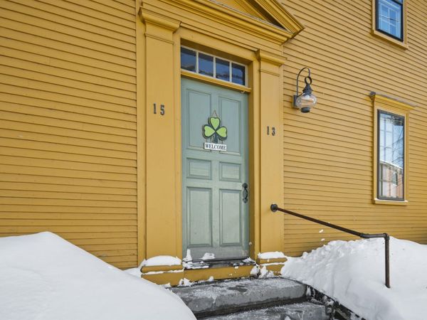 15 High Street, Unit 2, Exeter, NH 03833