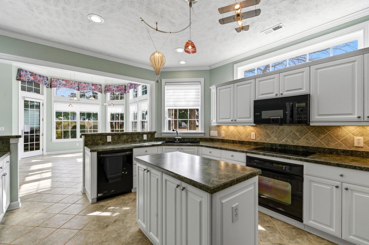 3010 Dooks Ct. Photo 12